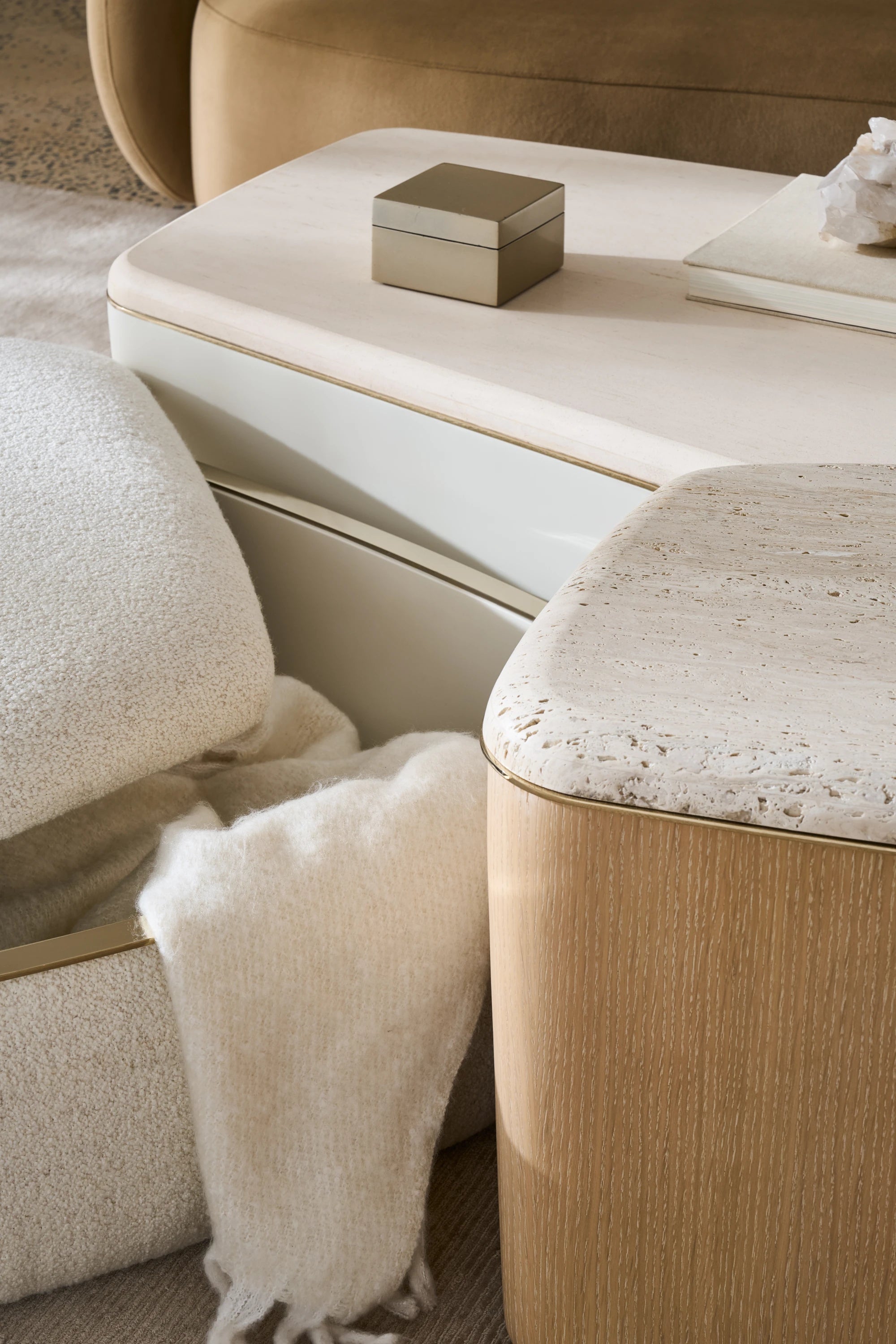 Serir Large Cocktail Table - detail 3.0
