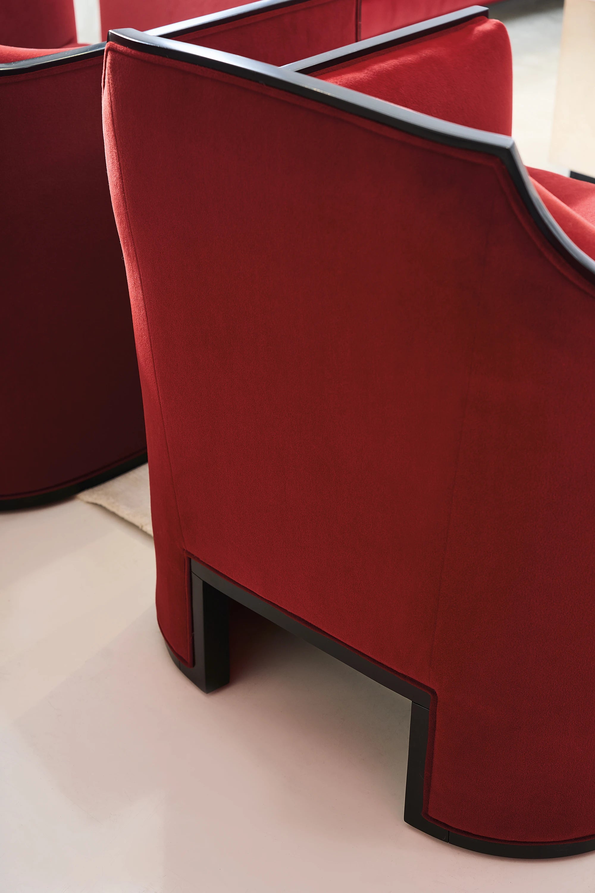 The Cat'S Meow Chair - detail 2.0