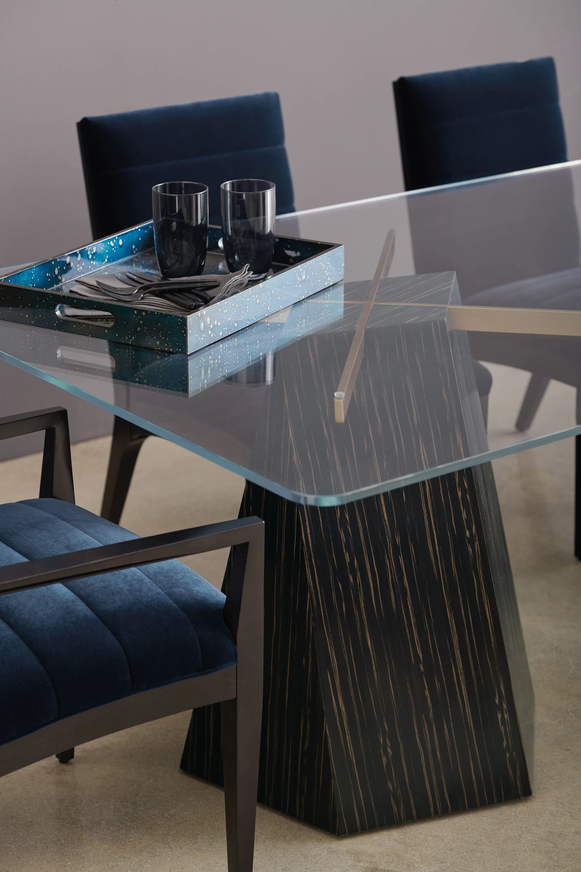Vector Dining Table - detail 2.0