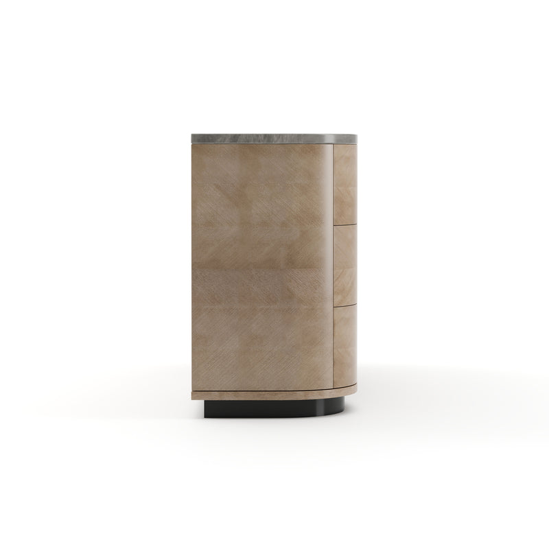 Roam Dresser