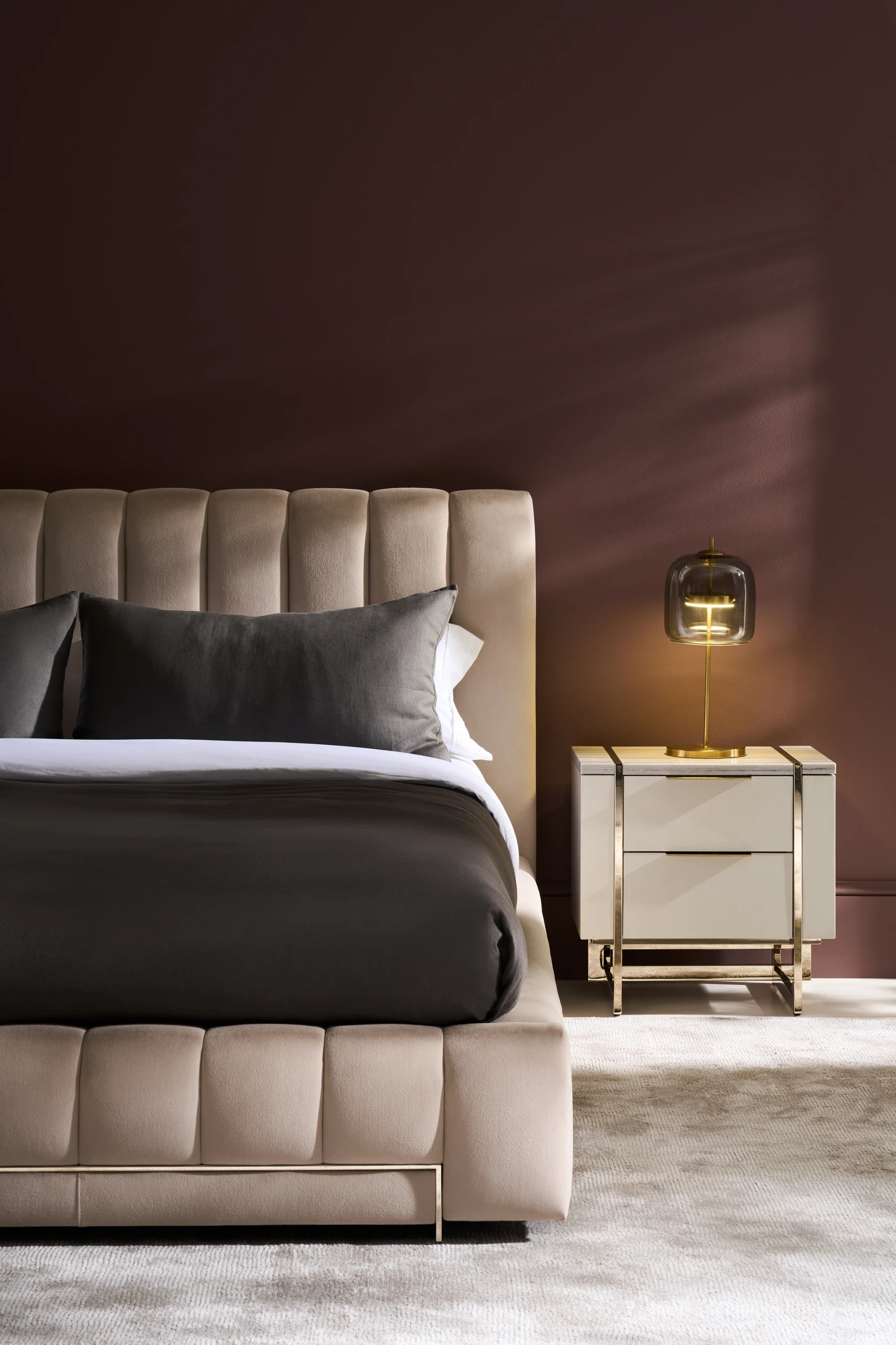 Well Balanced Qn Bed Ecru in room - angle 1