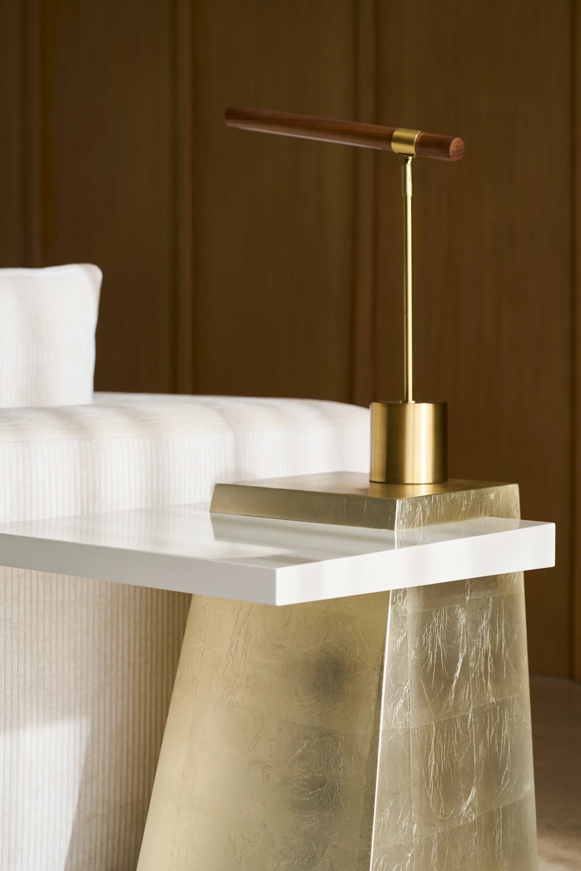 Plank Side Table - detail 3.0