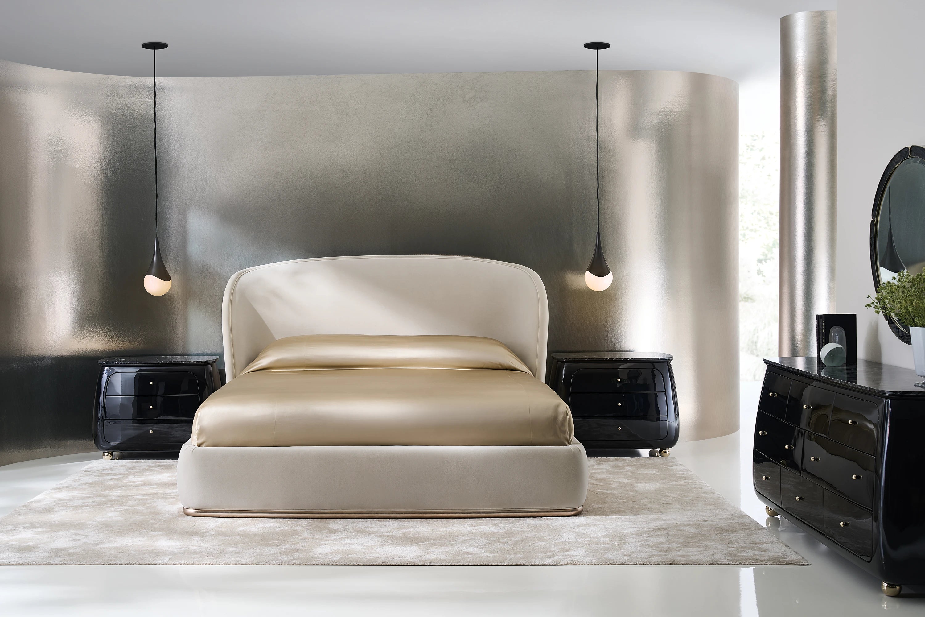 Opal Bed - Kg in room - angle 1