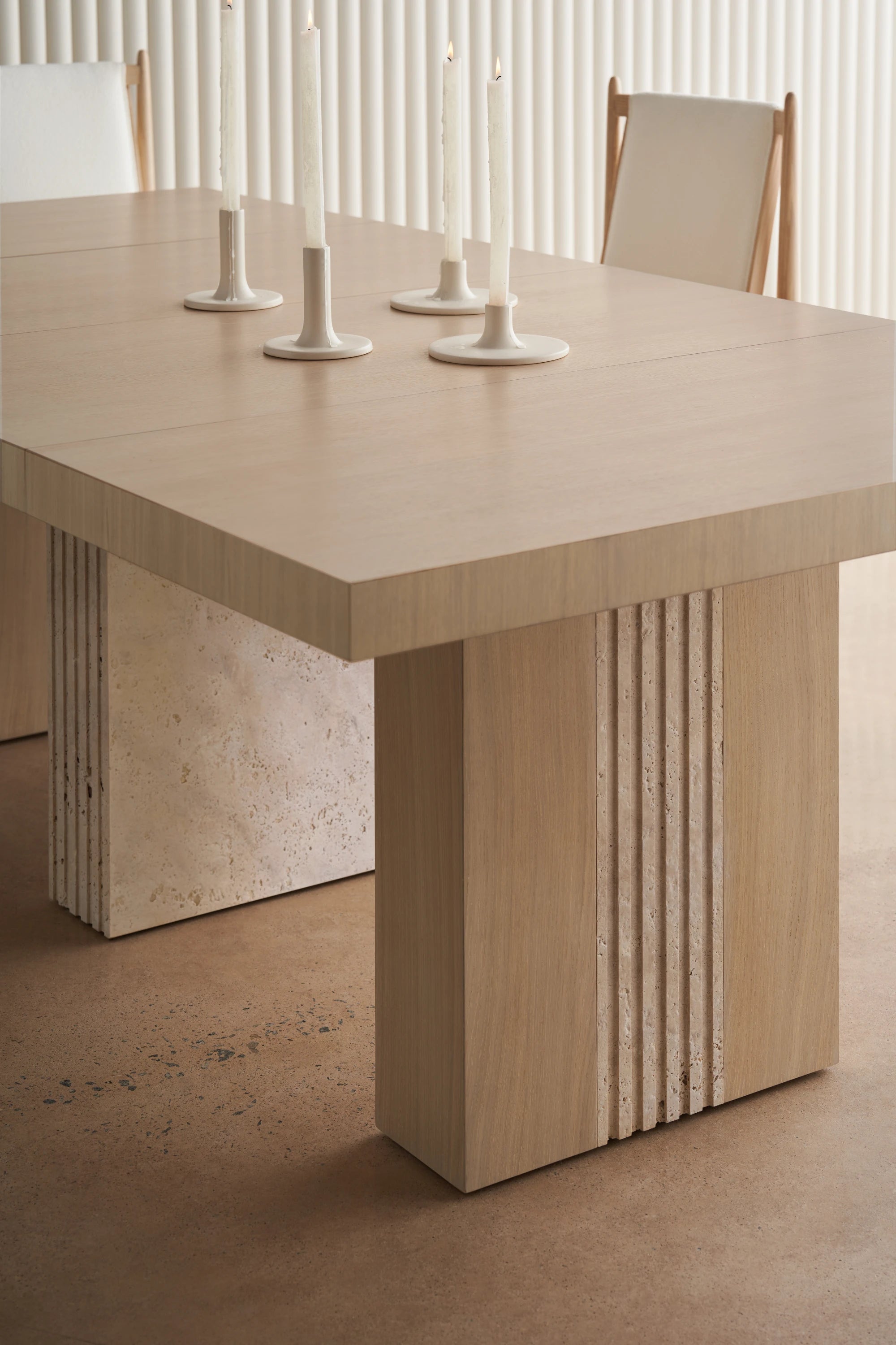 Unity Light Dining Table - detail 2.0