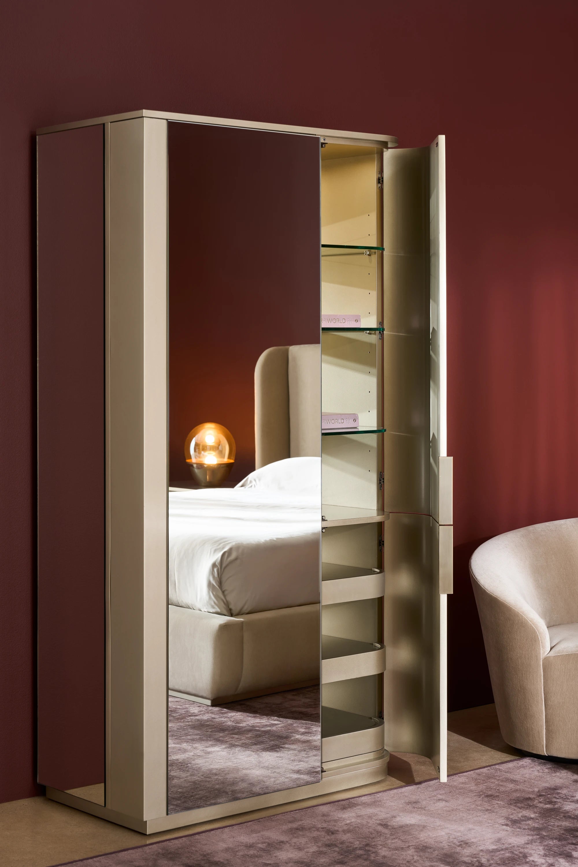 Oblique Armoire in room - angle 4.0