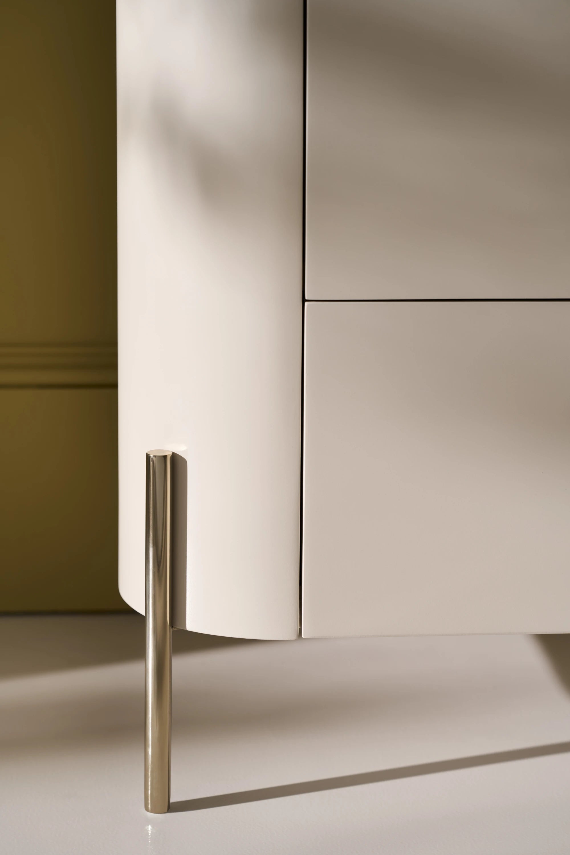 Atom 60" Dresser - Latte - detail 3.0