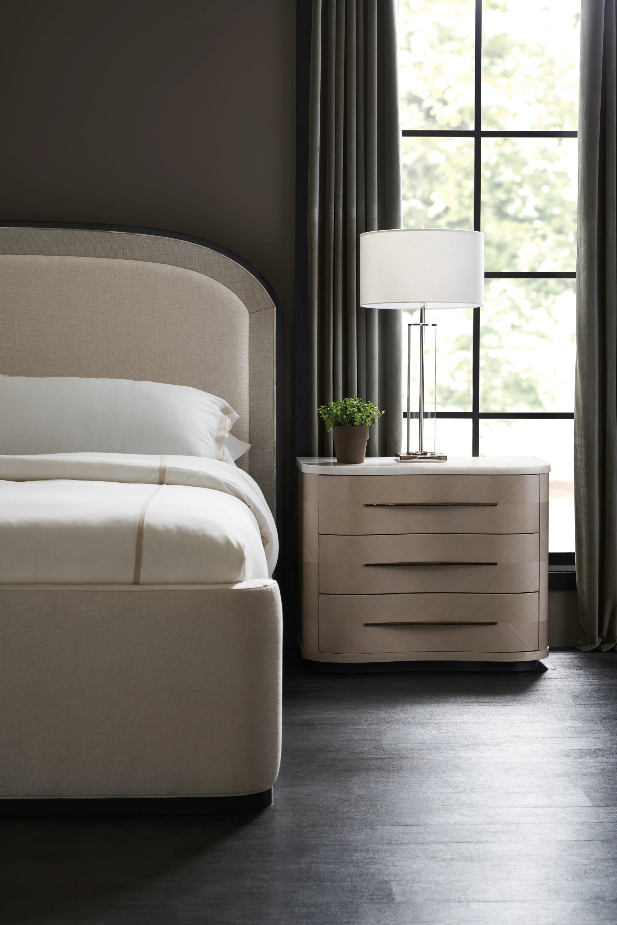 Wanderlust Queen Bed in room - angle 3.0