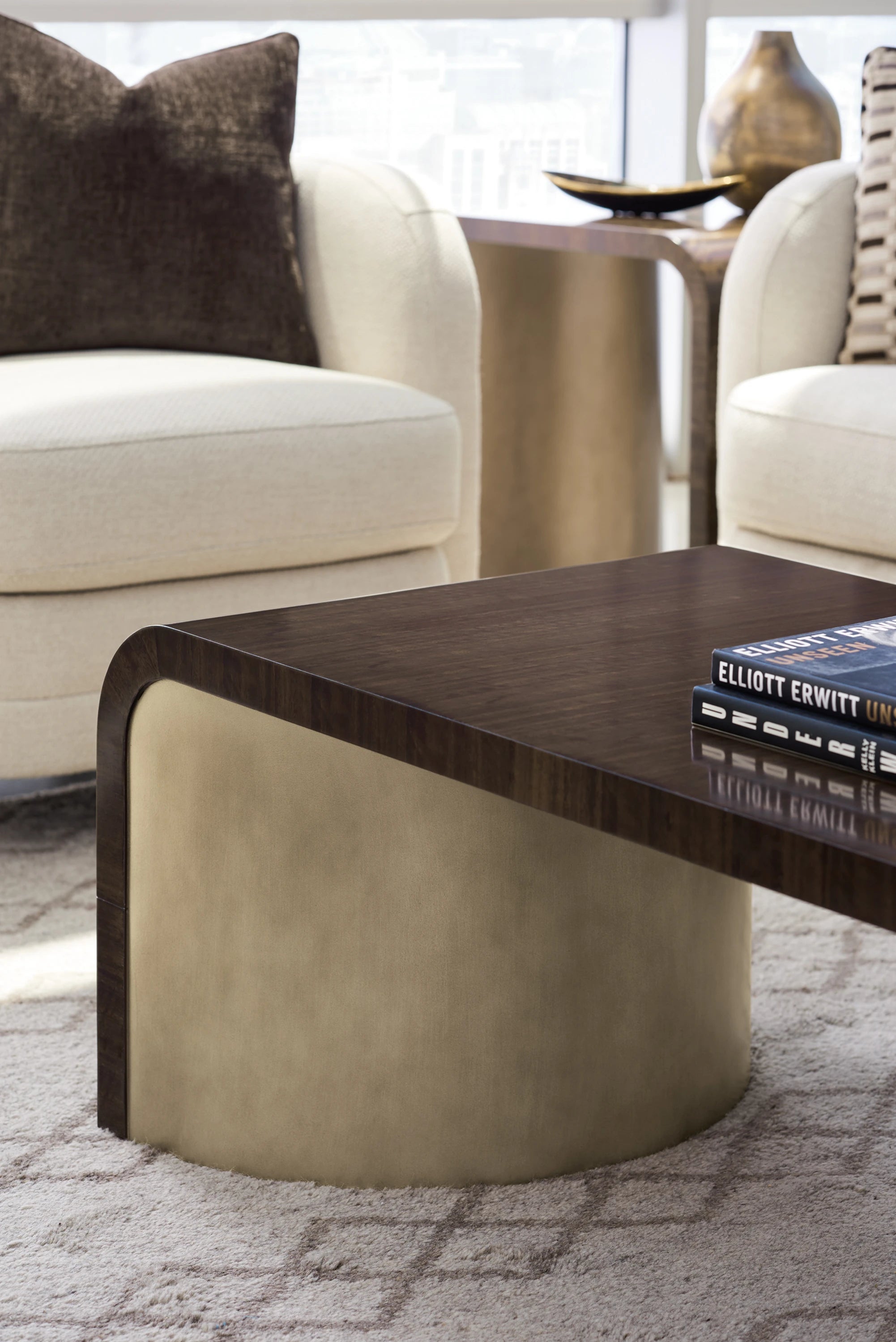 Streamline Cocktail Table - detail 2.0