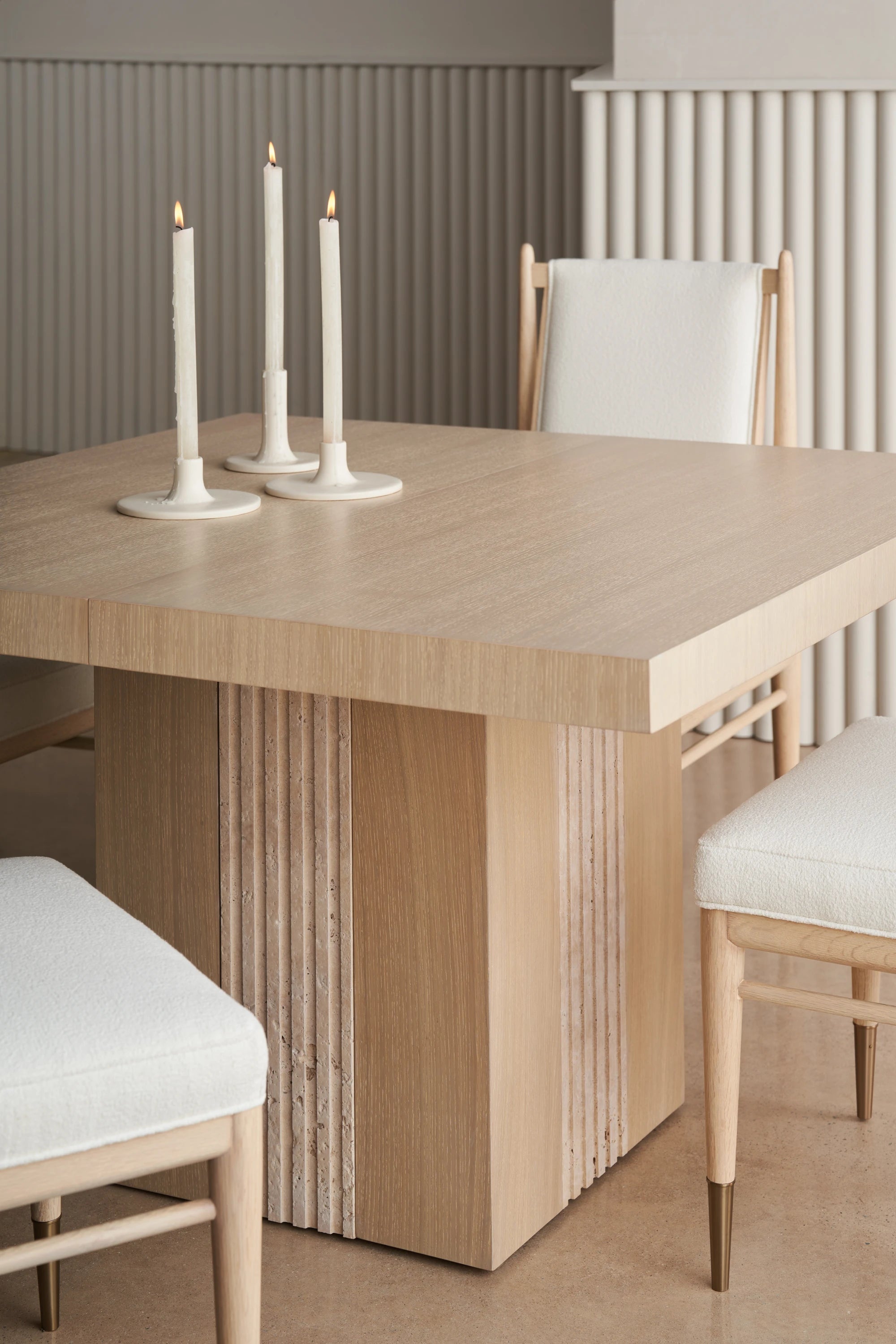 Unity Light Dining Table - detail 4.0