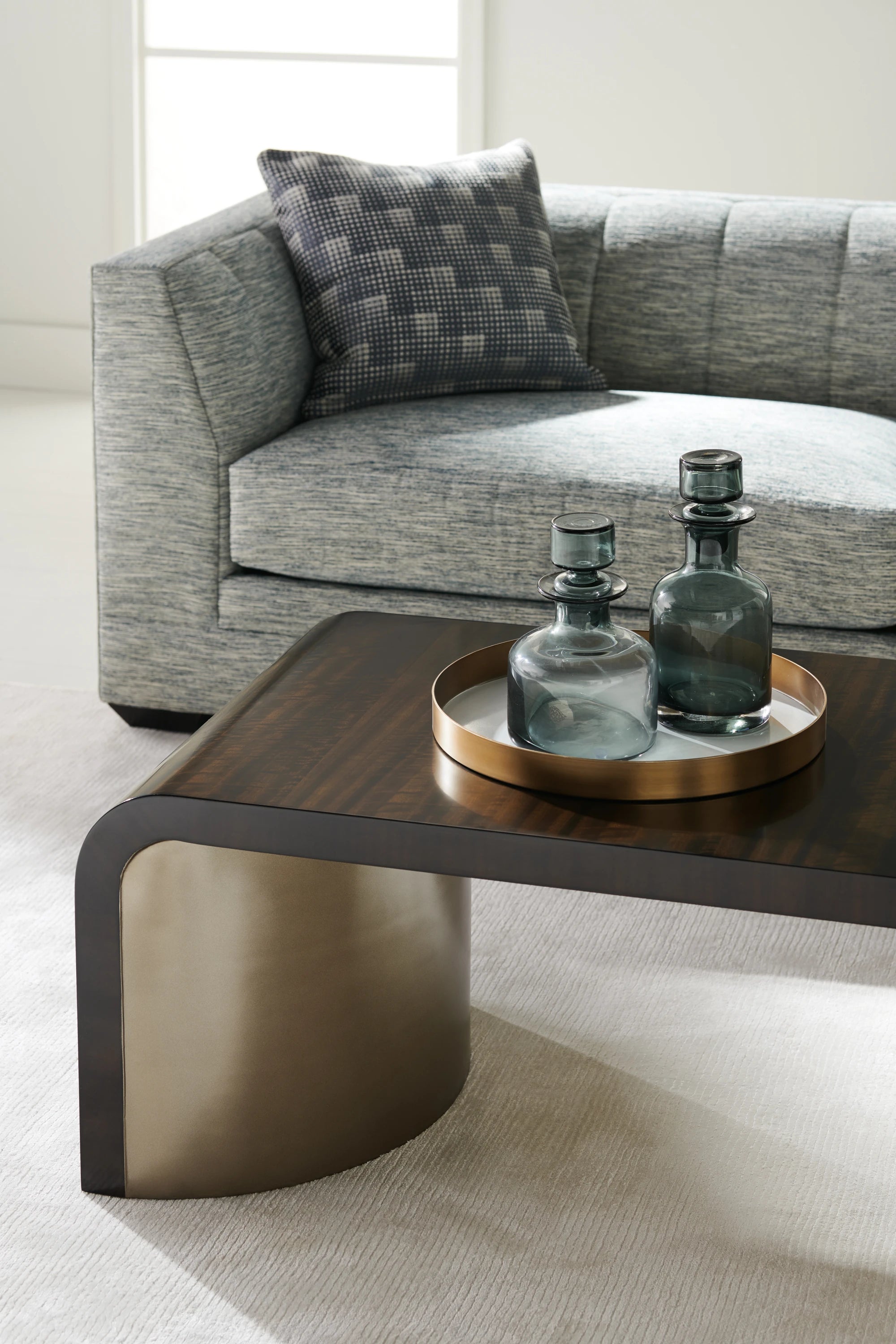 Streamline Cocktail Table - detail 3.0