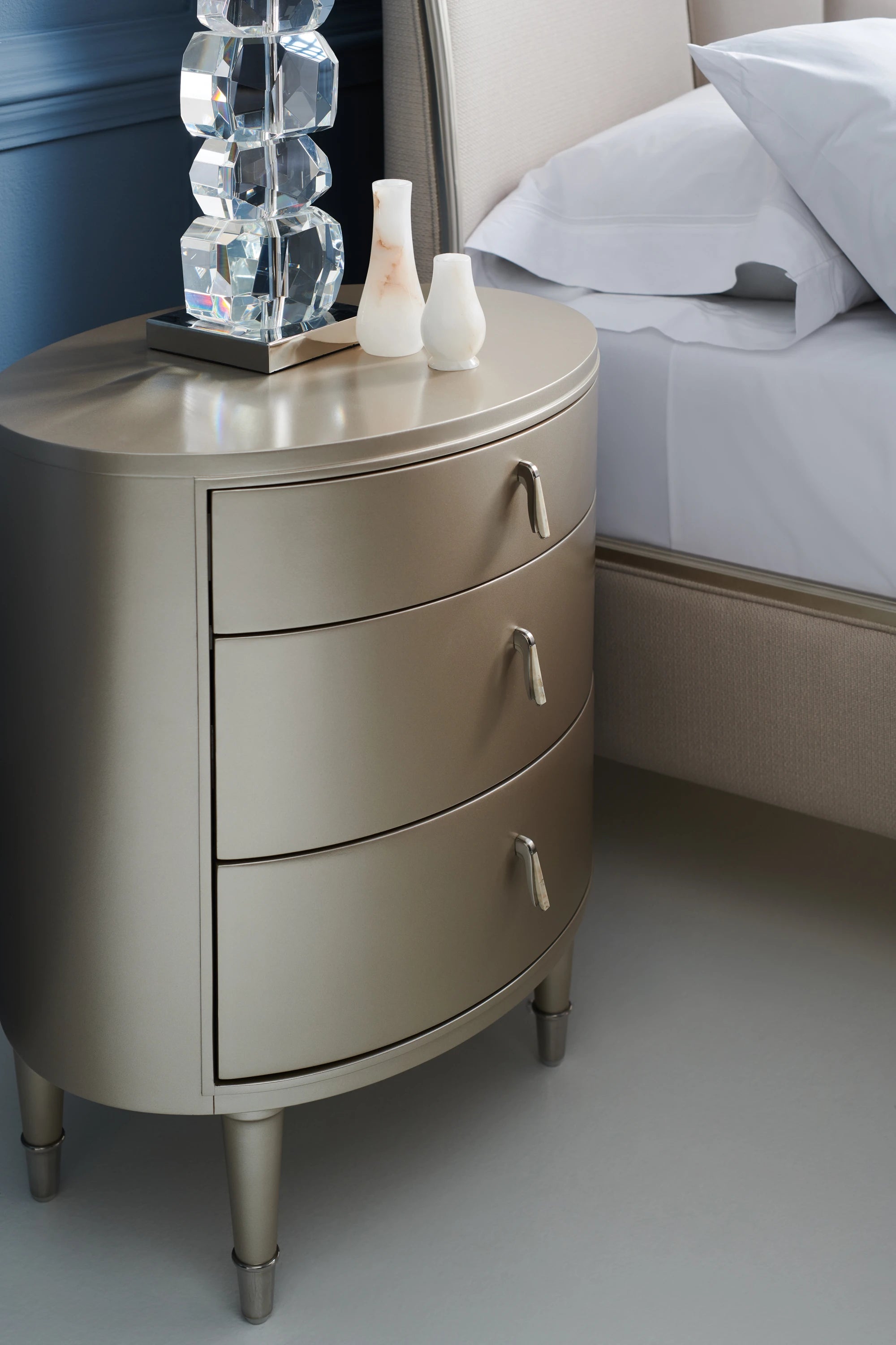 Bedside Beauty - detail 2.0